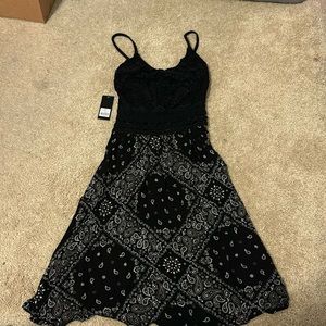 Small street wear society dress